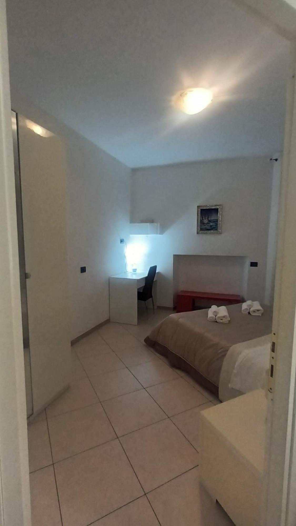 Olimpo Apartments St John In Lateran Rzym Zewnętrze zdjęcie