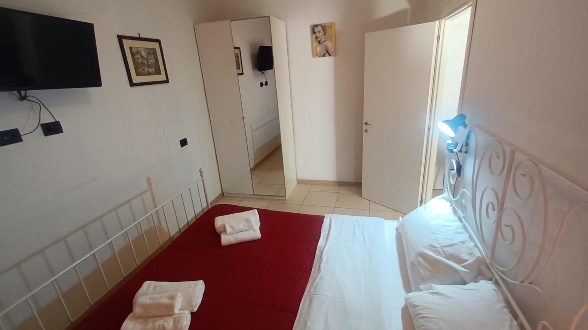 Olimpo Apartments St John In Lateran Rzym Zewnętrze zdjęcie
