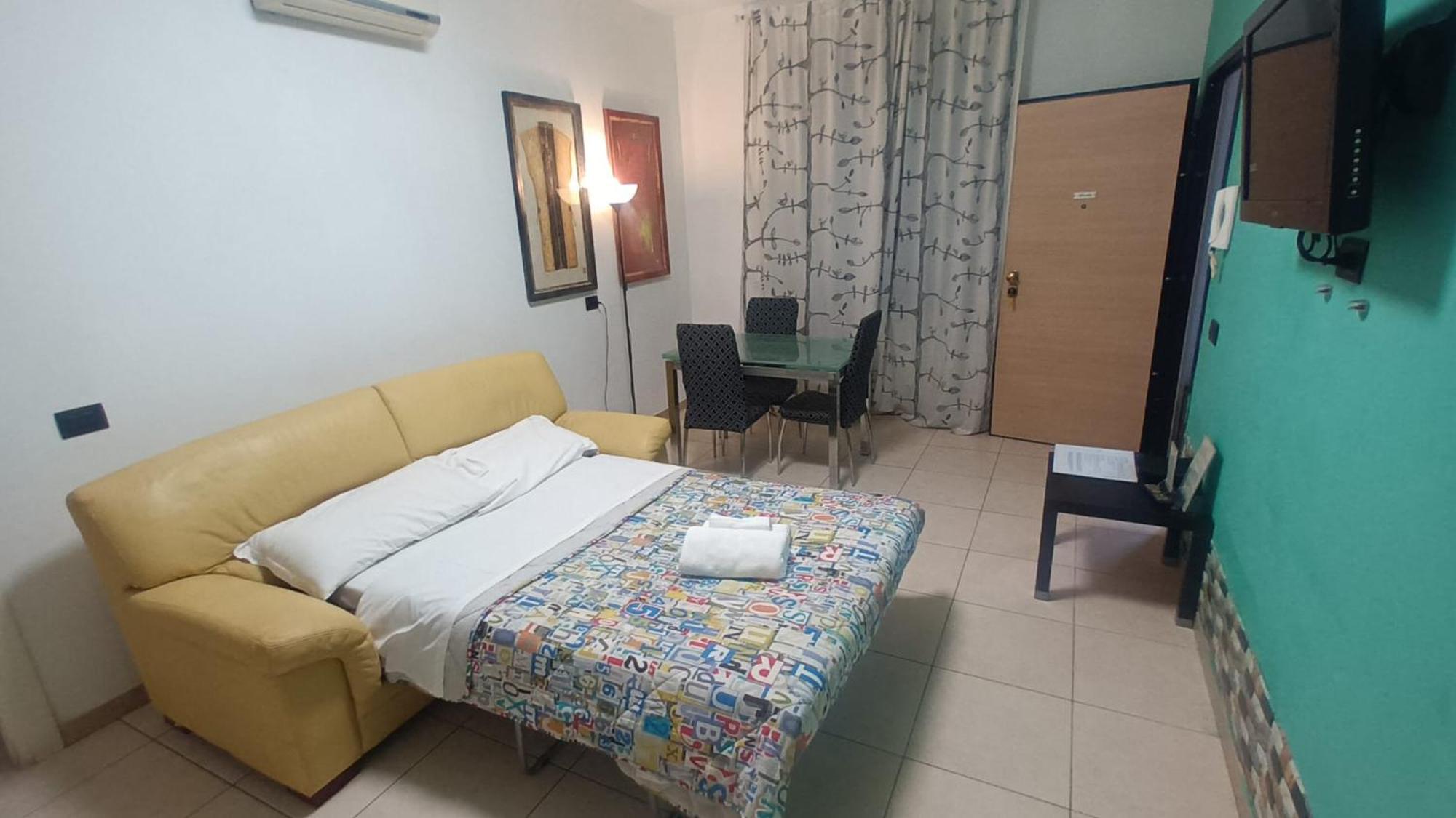 Olimpo Apartments St John In Lateran Rzym Zewnętrze zdjęcie